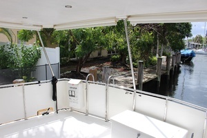 2007 Jefferson Motor Yacht thumbnail 4