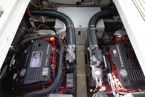 35ft Cruisers Yachts Yacht For Sale