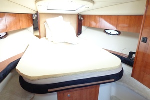 35ft Cruisers Yachts Yacht For Sale