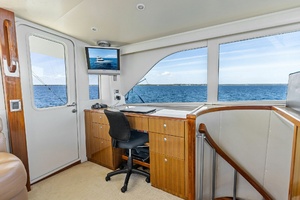 2008 Viking 68 Skybridge 
