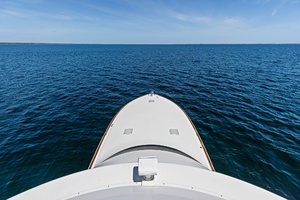 2008 Viking 68 Skybridge 