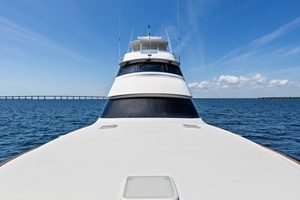 2008 Viking 68 Skybridge 