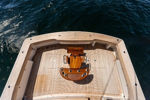 2008 Viking 68 Skybridge 