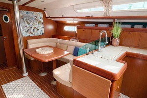 42ft Jeanneau Yacht For Sale