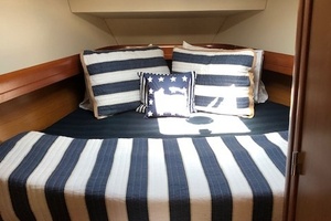 42ft Jeanneau Yacht For Sale