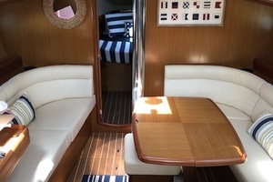 42ft Jeanneau Yacht For Sale