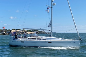 42ft Jeanneau Yacht For Sale