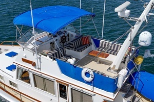 1987 Grand Banks 47 motoryacht thumbnail 13