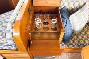 1987 Grand Banks 47 motoryacht thumbnail 48