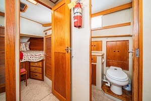 1987 Grand Banks 47 motoryacht thumbnail 75
