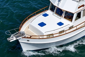 1987 Grand Banks 47 motoryacht thumbnail 11