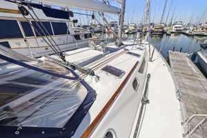 2001 Jeanneau thumbnail 17