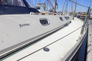 2001 Jeanneau thumbnail 7