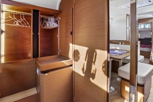 2018 Jeanneau Sun Odyssey 440 thumbnail 11