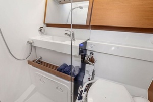 2018 Jeanneau Sun Odyssey 440 thumbnail 18