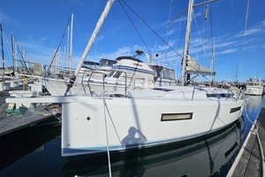 2018 Jeanneau Sun Odyssey 440 thumbnail 2