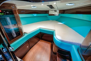 33FT (10.06M) RIVA