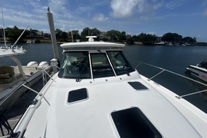 Blue Eyes 32ft Tiara Yachts Yacht For Sale