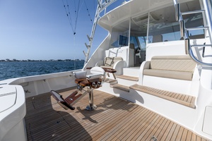 2018 52 Viking Sport Tower Wild Eagle Cockpit (2)