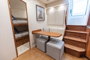 2018 52 Viking Sport Tower Wild Eagle Dinette