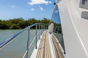 RADIO WAVES 55ft Azimut Yacht For Sale