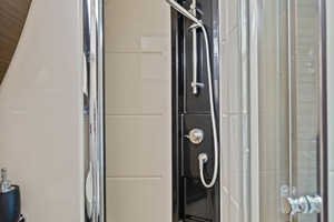 RADIO WAVES 55ft Azimut Yacht For Sale