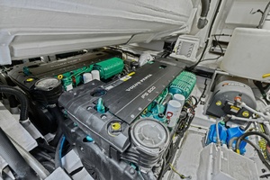 RADIO WAVES 55ft Azimut Yacht For Sale