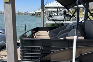 21ft Bennington Yacht For Sale