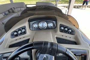 21ft Bennington Yacht For Sale