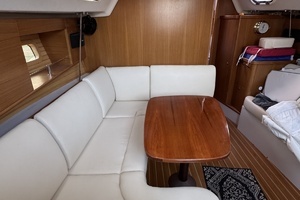 2019 Catalina 315 thumbnail 27
