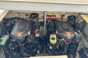 Voyager 32ft Rinker Yacht For Sale