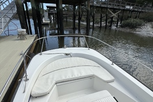 17ft Boston Whaler Yacht For Sale