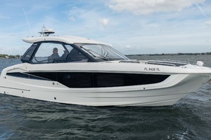 2023 Galeon thumbnail 10