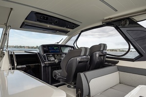 2023 Galeon thumbnail 30