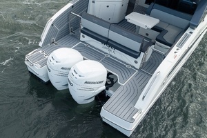 2023 Galeon thumbnail 32