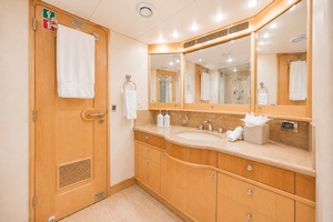 FAVOR 127ft Crescent Yacht For Sale