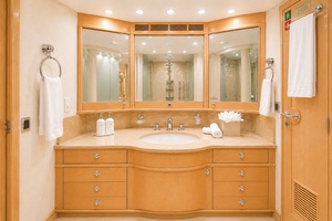 FAVOR 127ft Crescent Yacht For Sale