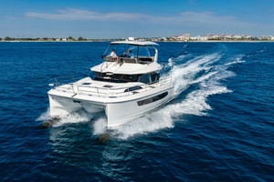 2024 Aquila 44 Yacht thumbnail 1