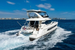 2024 Aquila 44 Yacht thumbnail 6