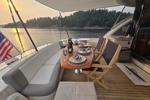 2006 Sea Ray 60 Sundancer thumbnail 5
