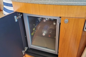 Changing Seas 60ft Sea Ray Yacht For Sale