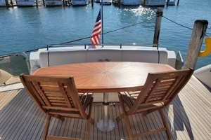2006 Sea Ray 60 Sundancer thumbnail 22
