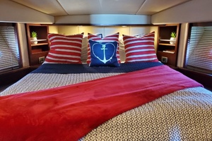 Changing Seas 60ft Sea Ray Yacht For Sale