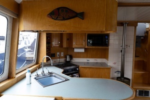 1997 Custom Steel Trawler 43 thumbnail 19