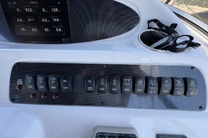 2005 Meridian 411 Sedan thumbnail 17