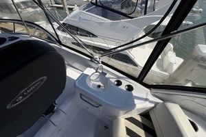 2005 Meridian 411 Sedan thumbnail 13
