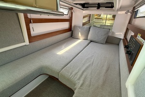 28ft Axopar Yacht For Sale