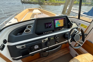 28ft Axopar Yacht For Sale