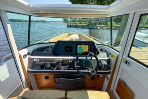 28ft Axopar Yacht For Sale