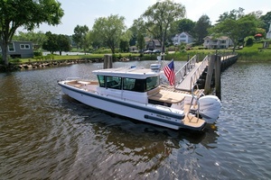 2021 Axopar 28 Cabin thumbnail 3